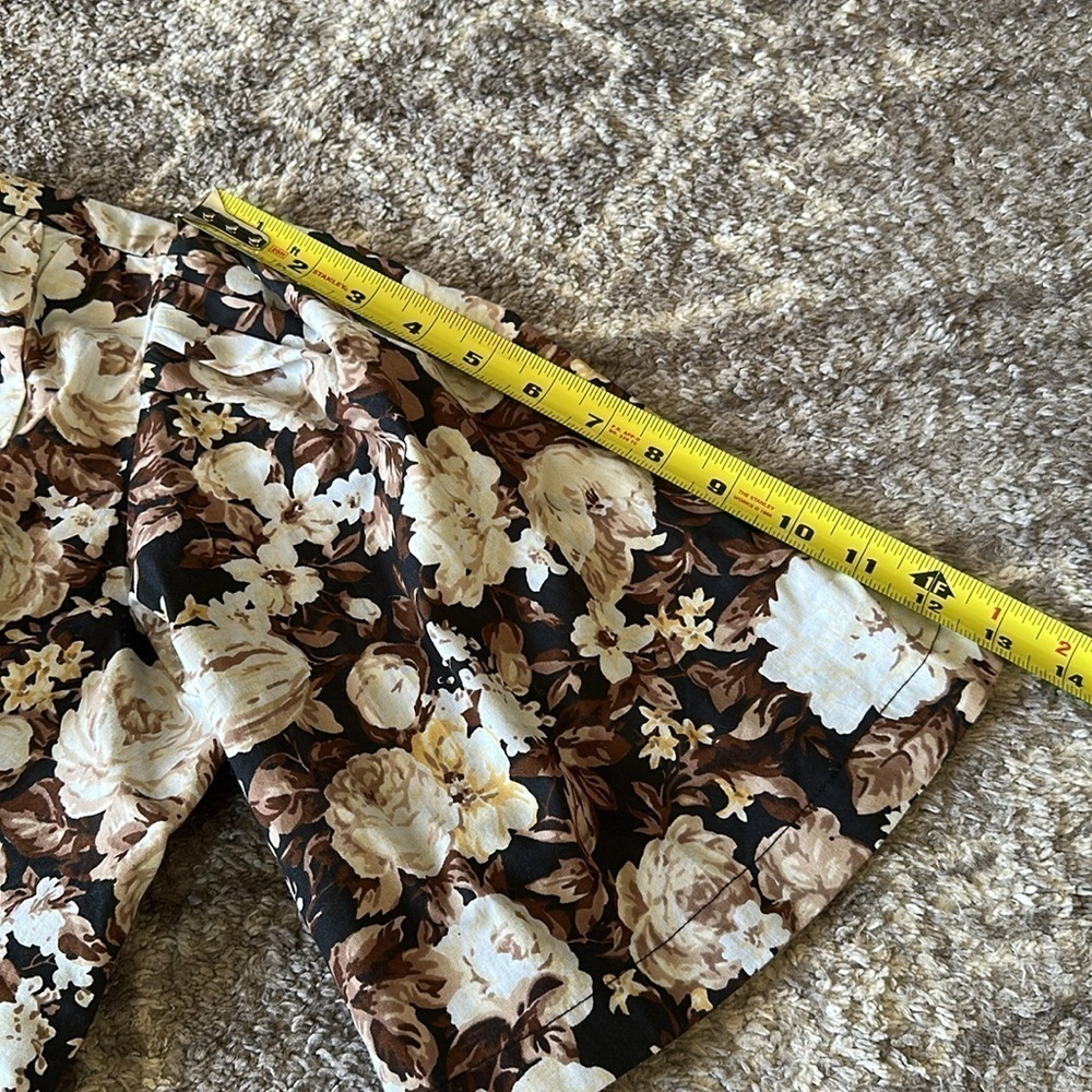 NWT Abercrombie & Fitch Deep V Neck Crop Blouse Brown Floral - Picture 8 of 9